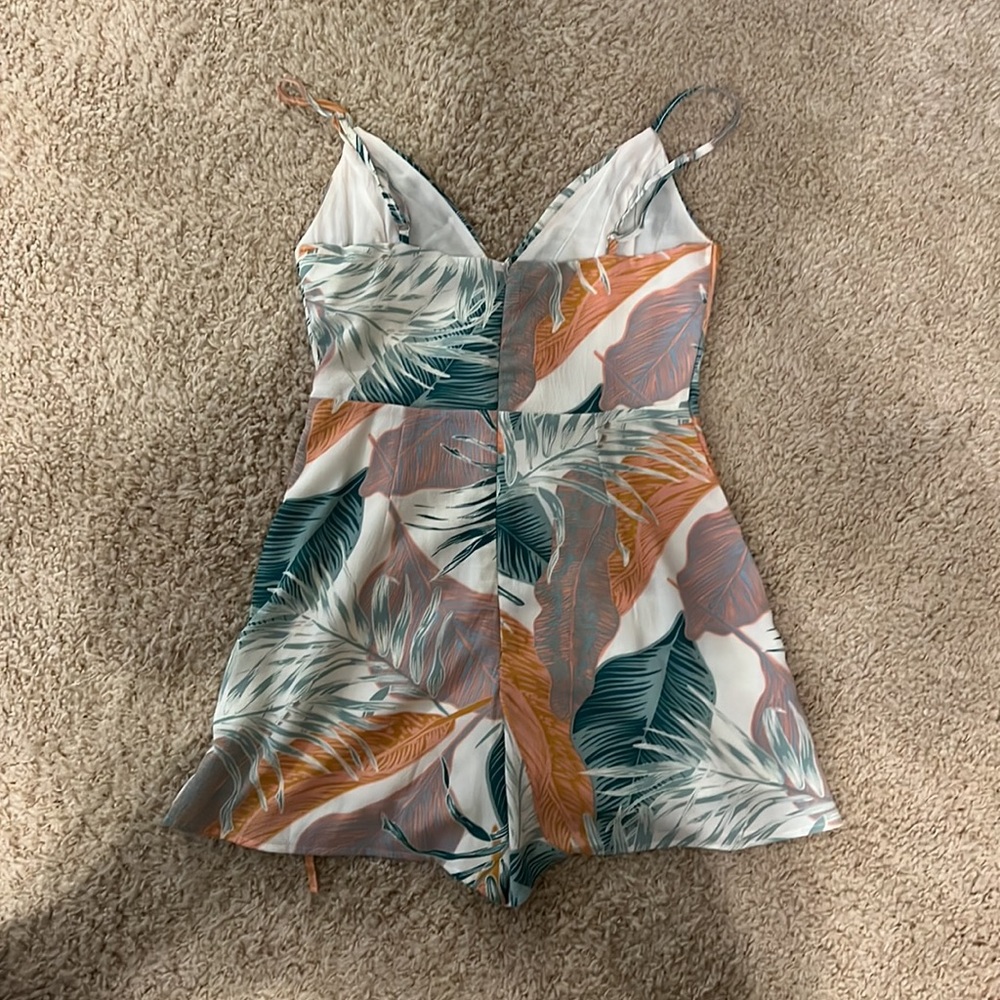 Tropical Romper - Picture 2 of 3